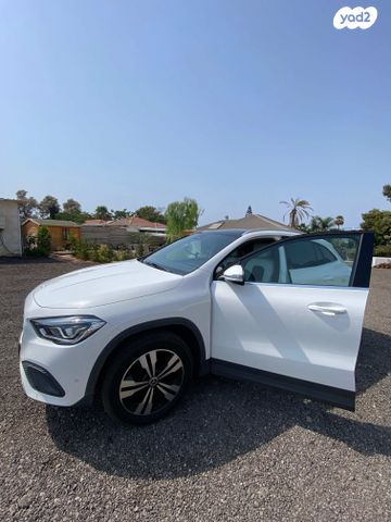 מרצדס-בנץ GLA