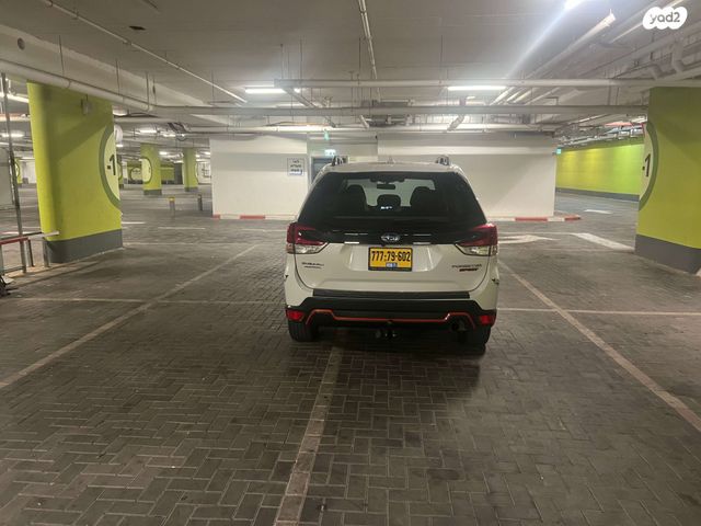 סובארו פורסטר