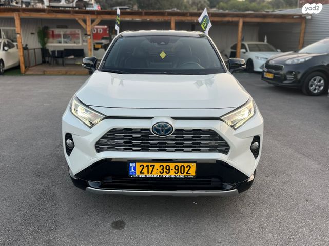 טויוטה RAV4
