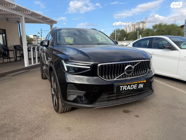 וולוו XC40