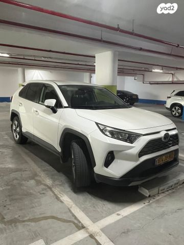 מודעת רכב טויוטה RAV4