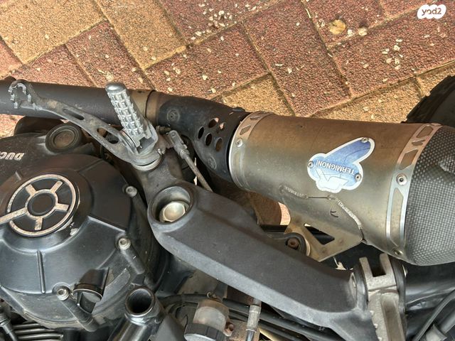 דוקאטי סקרמבלר 400