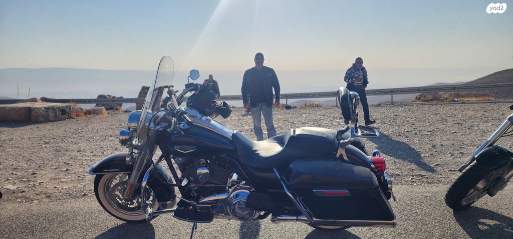 הרלי דיווידסון רוד קינג קלאסיק 103