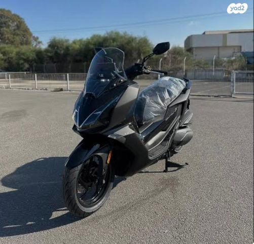 מודעת רכב קימקו דאון-טאון 350