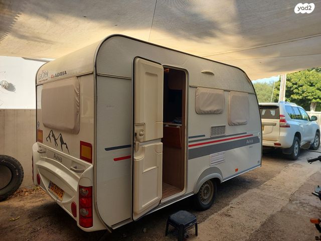 מודעת רכב נגרר (קראוון נגרר)