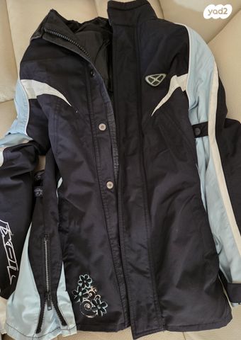 feedItemObj.data.row_1