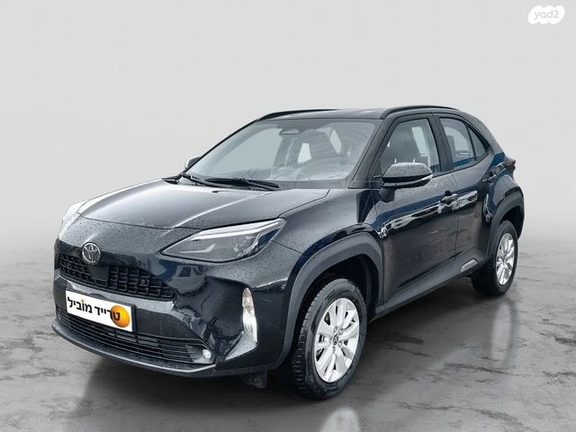 מודעת רכב טויוטה יאריס קרוס