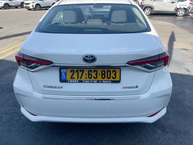 טויוטה קורולה