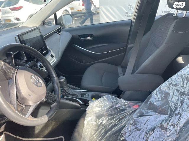 טויוטה קורולה