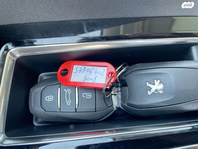 פיג'ו 3008
