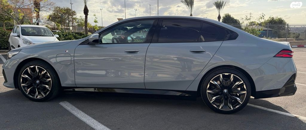 ב מ וו סדרה 5