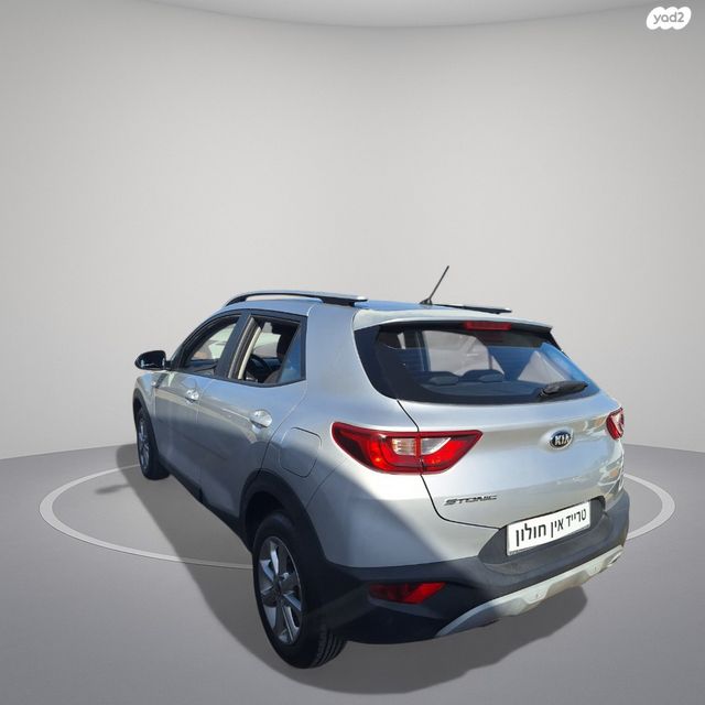 מודעת רכב קיה סטוניק 2