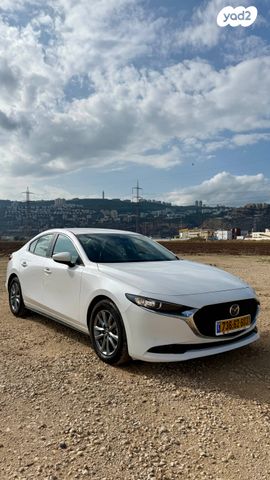 מאזדה 3