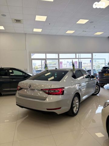 סקודה סופרב