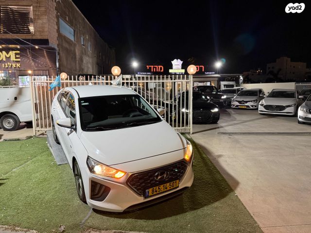 יונדאי איוניק