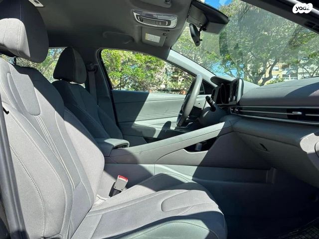 יונדאי אלנטרה