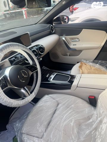 מרצדס-בנץ CLA