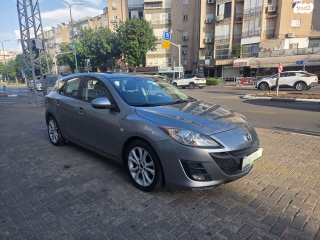 מודעת רכב מאזדה 3