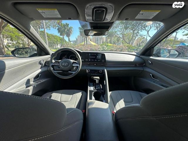 יונדאי אלנטרה