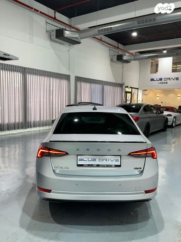 סקודה אוקטביה