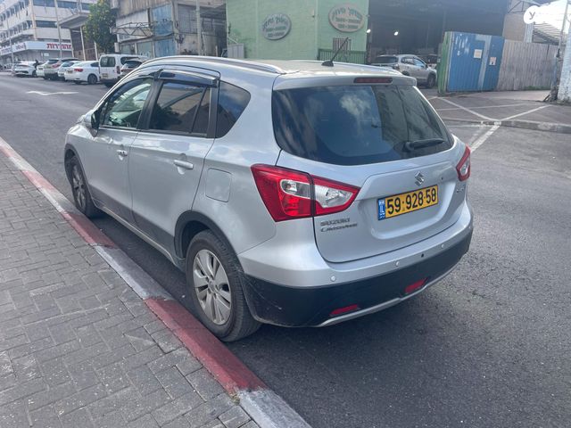 סוזוקי קרוסאובר