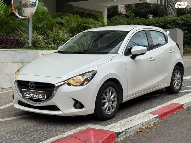 מודעת רכב מאזדה 2