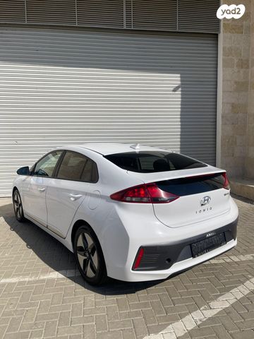 יונדאי איוניק