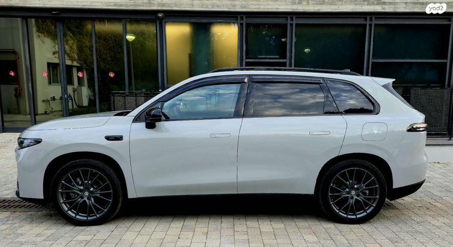 ליפמוטור C10