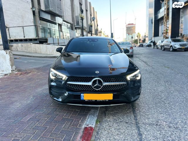 מודעת רכב מרצדס-בנץ CLA