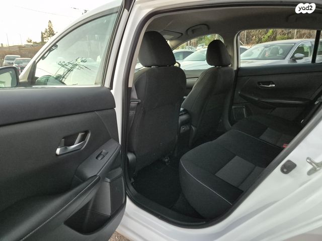 ניסאן סנטרה