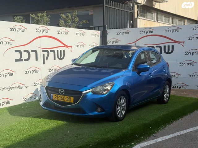 מודעת רכב מאזדה 2