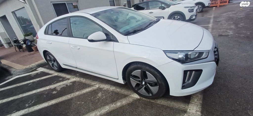 יונדאי איוניק