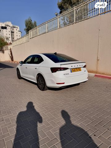 סקודה אוקטביה