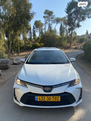 טויוטה קורולה