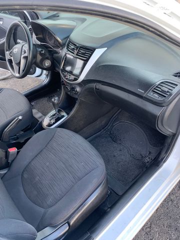 יונדאי אקסנט i25