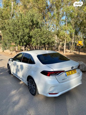 טויוטה קורולה