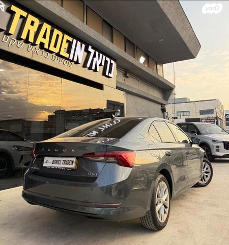 סקודה אוקטביה