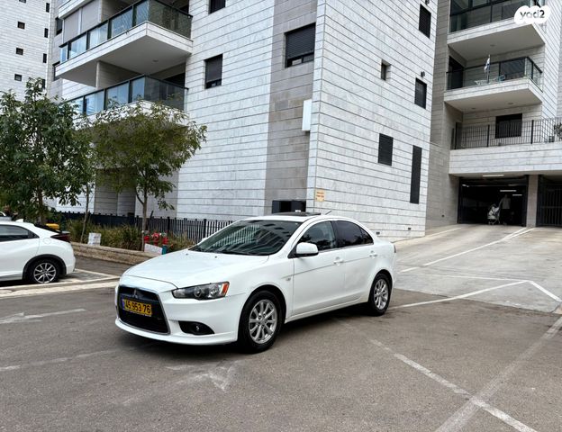 מודעת רכב מיצובישי לנסר