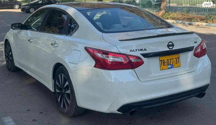 ניסאן אלטימה