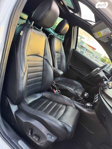 אלפא רומיאו ג'ולייטה