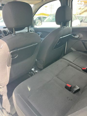 דאצ'יה לודג'י