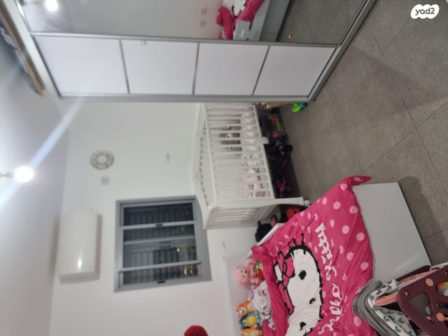 דירה, האנפה 14, החותרים, טירת כרמל