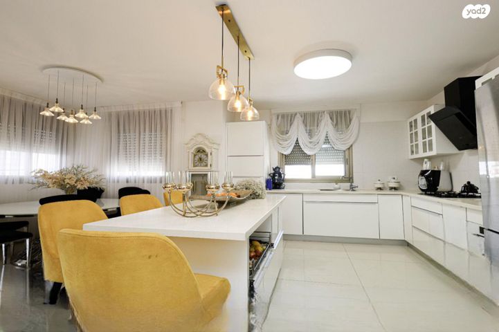 דירה, שדרות בן אב"י 61, מרכז העיר דרום, נתניה