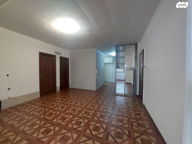 דירה, ניצנים 2, גני אביב, לוד