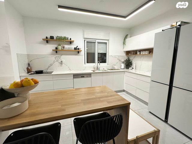 דירה, דרך דגניה 90, קרית השרון, נתניה