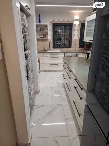 דירת גן, משה נובומיסקי 2, רמת שרת, ירושלים