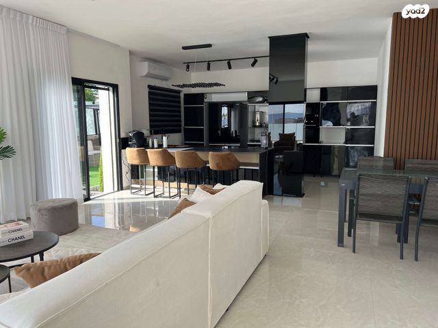 בית פרטי/ קוטג', השקד 238, אמנון, אמנון