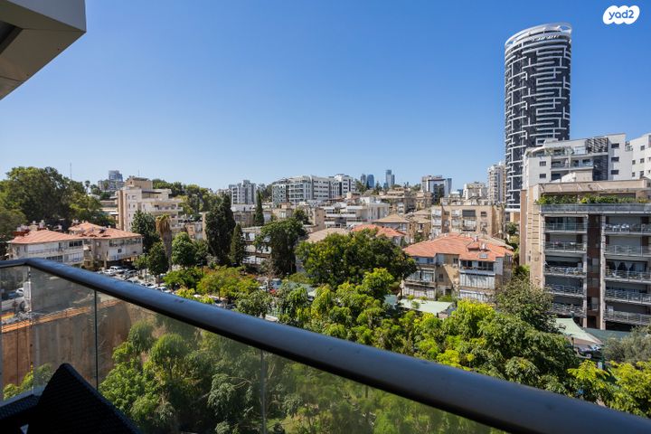 דירה, שדרת התמרים 9, שכונת בן גוריון, מרכז העיר ג', רמת גן