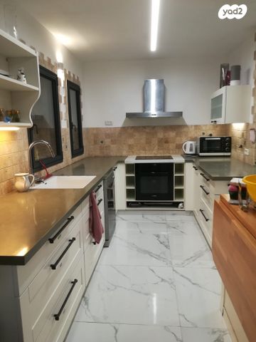 דירת גן, משה נובומיסקי 2, רמת שרת, ירושלים