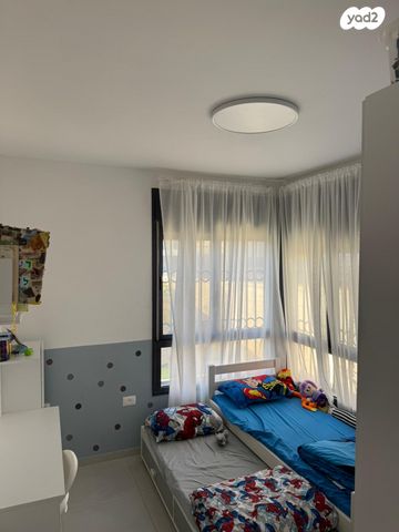 דירת גן, רותם 16, המגרסה, מבשרת ציון